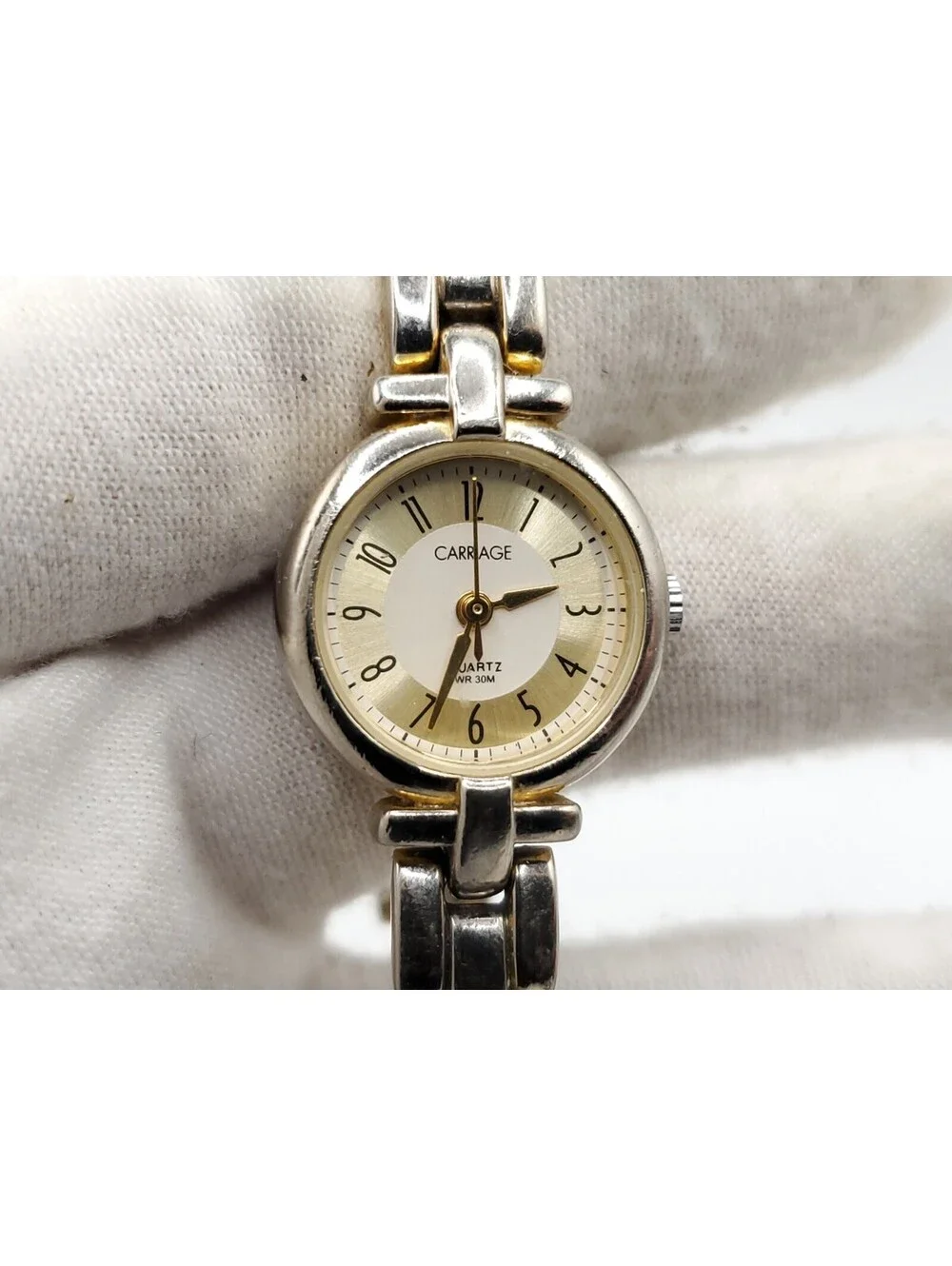 Carriage By Timex Quartz Watch Womens New Battery Round 18mm